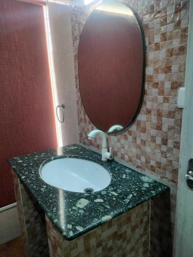 Spot On Sri Krish Hotel Vellore Kültér fotó
